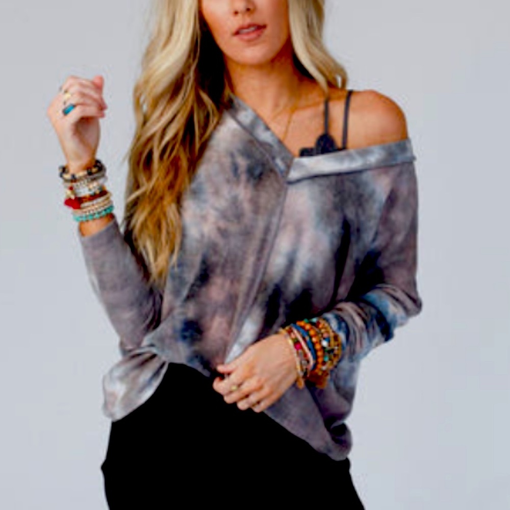 Three Bird Nest Stellar Ruched V-Neck Tie Dye Top
